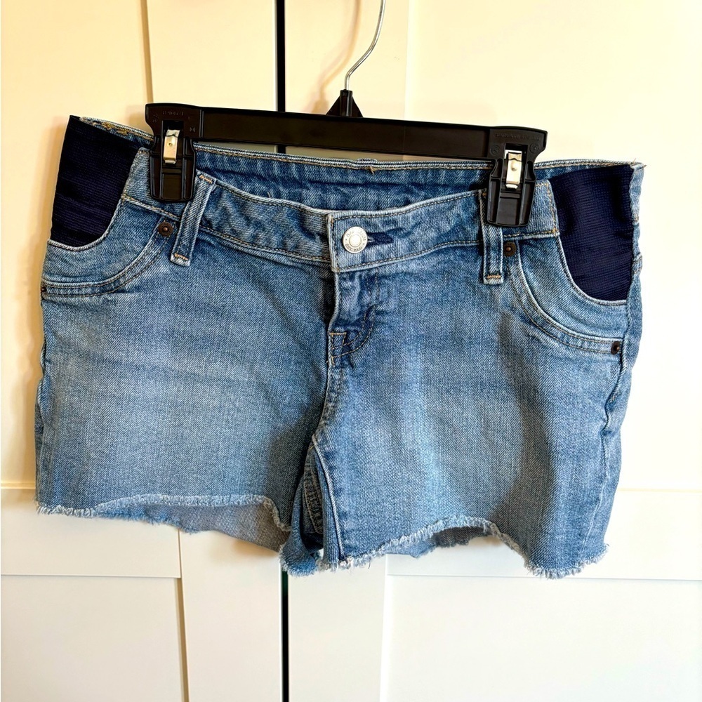 Gap Maternity Jean Shorts with Side Panels Size 25
